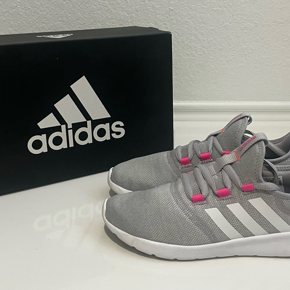 Adidas Women’s Gray & Pink CloudFoam Pure 2.0 in 7.5